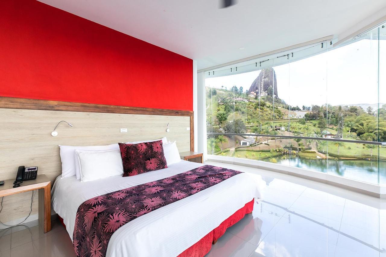 Hotel Los Recuerdos Guatapé エクステリア 写真